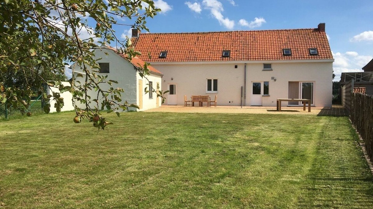 Kortemark House | Gezellige Vakantiewoning/Holidayhome " Route 63 " West-vlaanderen