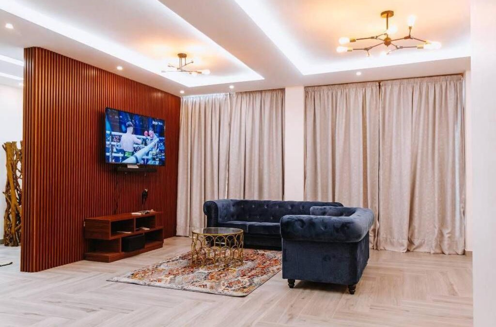 Lome Apartment | Giani Lodge