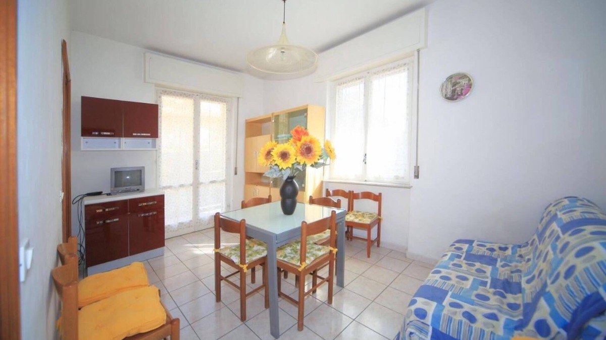 Borghetto Santo Spirito Apartment | Giardini 13 Int 9 - Two Bedroom Apartment, Sleeps 6