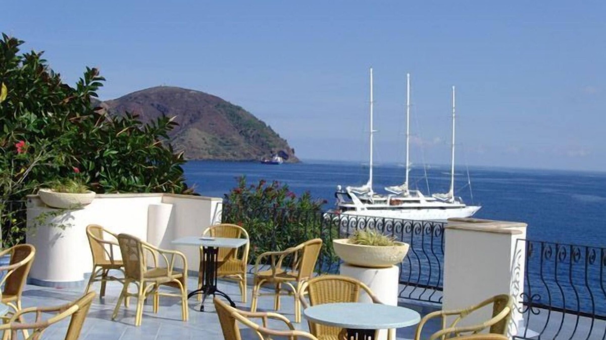 Lipari Historic Centre Hotel | Giardino sul Mare