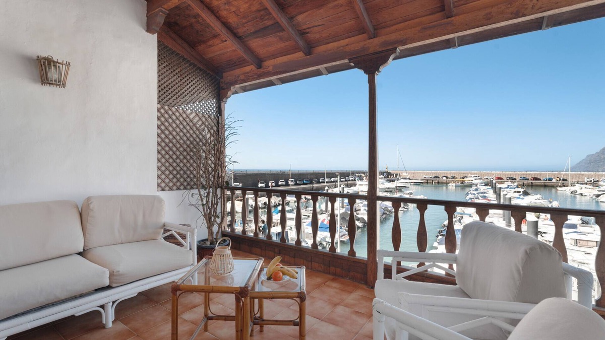 Los Gigantes Apartment | 'Gigantes Sea View' Vacation with Sea Views, Balcony and Wi-Fi