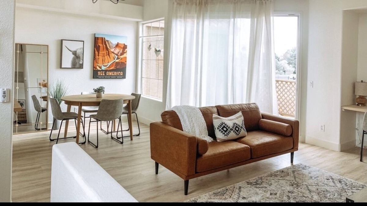 Val Vista Lakes Villa | Gilbert Oasis in Val Vista Lakes, great location, freshly remodeled 2bdrm 2 bath