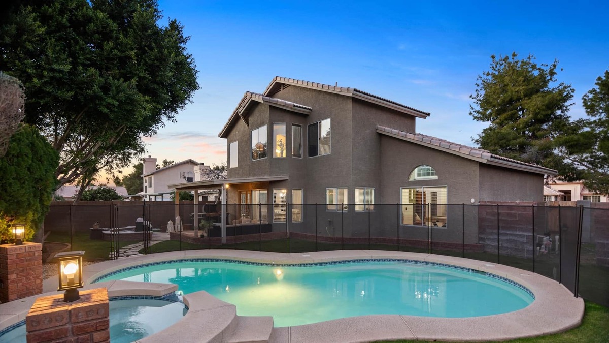 Val Vista Lakes House | Gilbert Val Vista Lakes Vacation Home