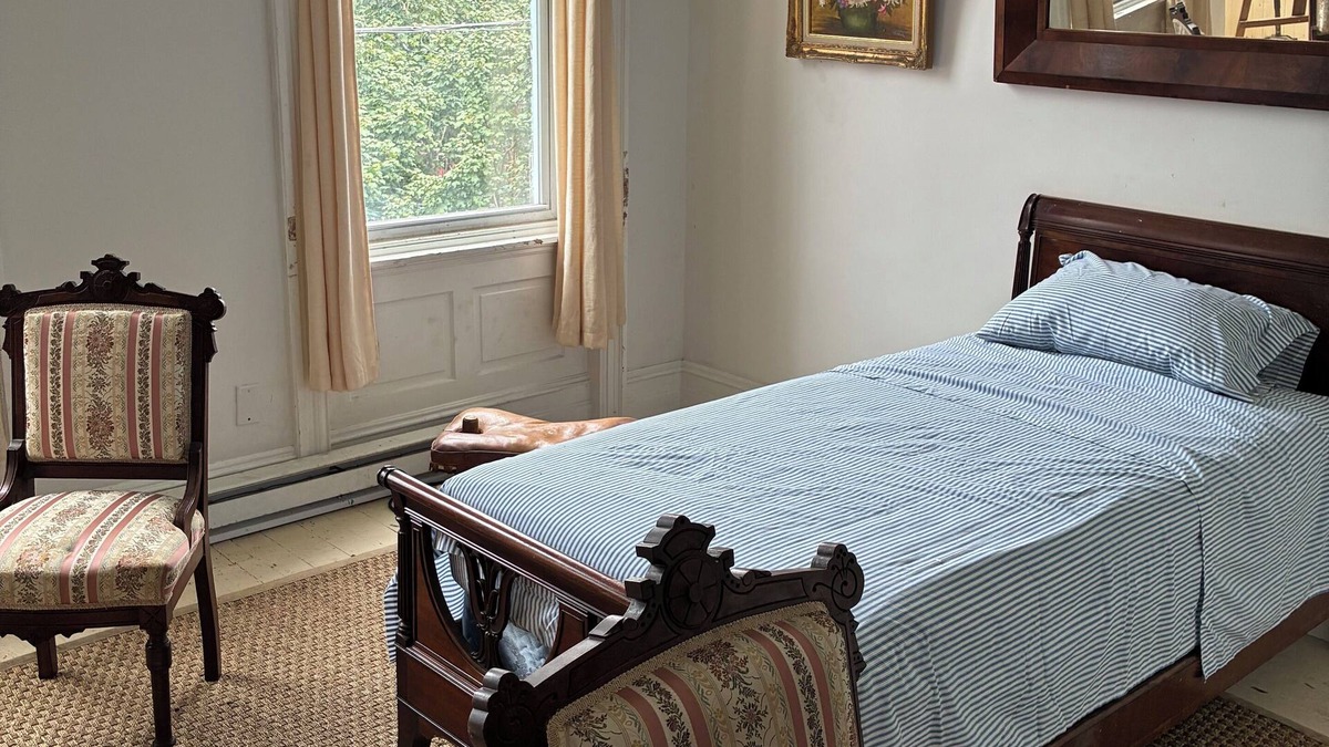 Brewerytown Apartment | gilded age lower tower suite
