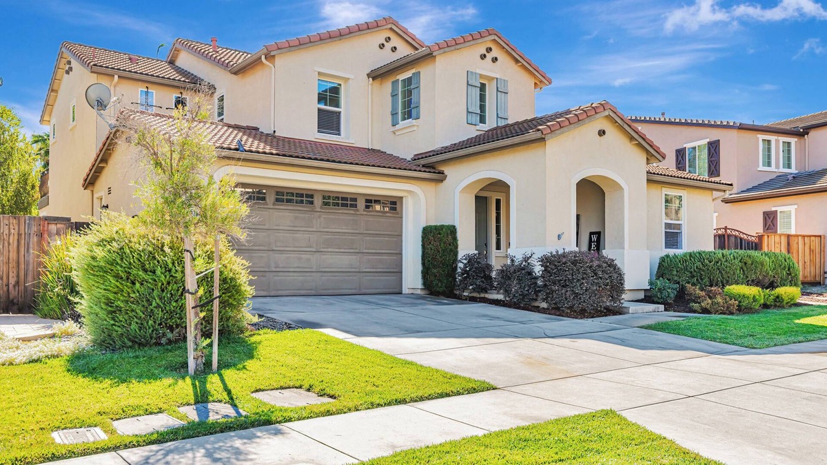 Gilroy House | Gilroy Oasis: Spacious 5-bedroom house in charming Gilroy