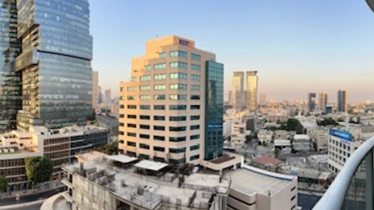 Neve Tzedek Apartment | Gindi Tower APT - By Beach Apartments TLV