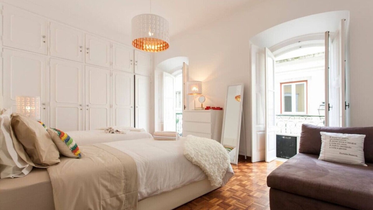 Bairro Alto Apartment | Ginjinha House | 4 Rooms | Bairro Alto | w/AC!