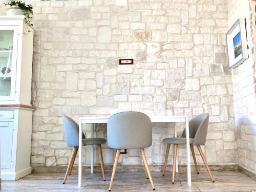 Giovinazzo Apartment | Giovinazzo e il mare