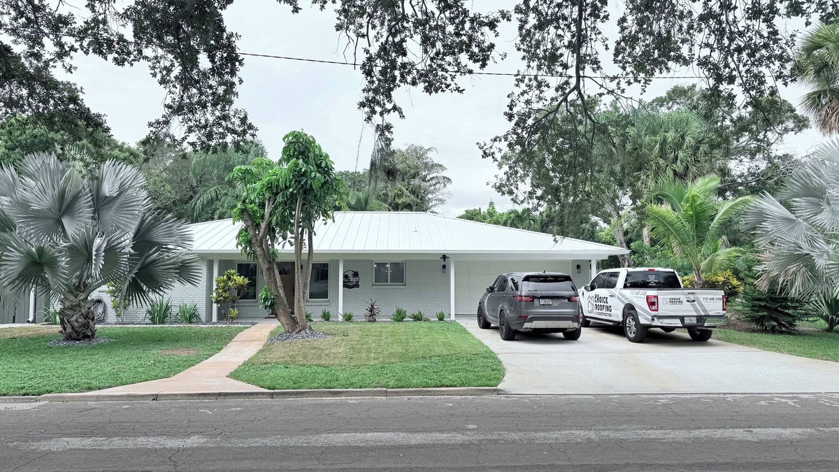 Vero Beach House | Gisella‘s Beach House IInFive minute drive to the beach