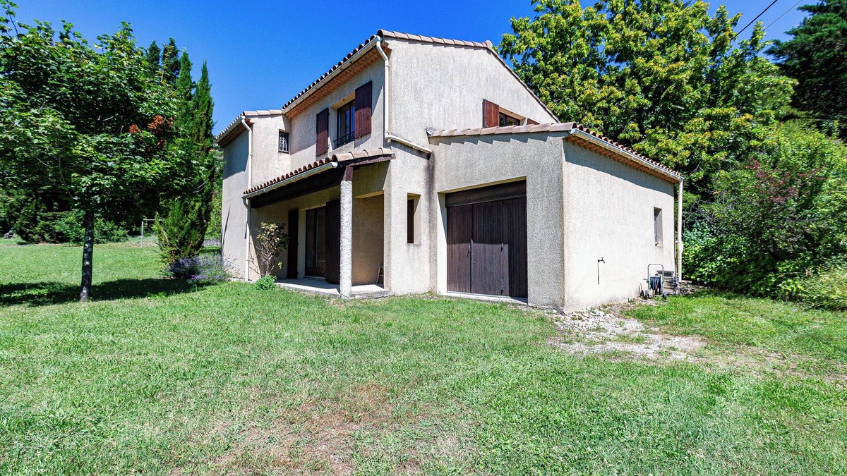 Privas Cottage | 'Gite 07' : Small house with private garden