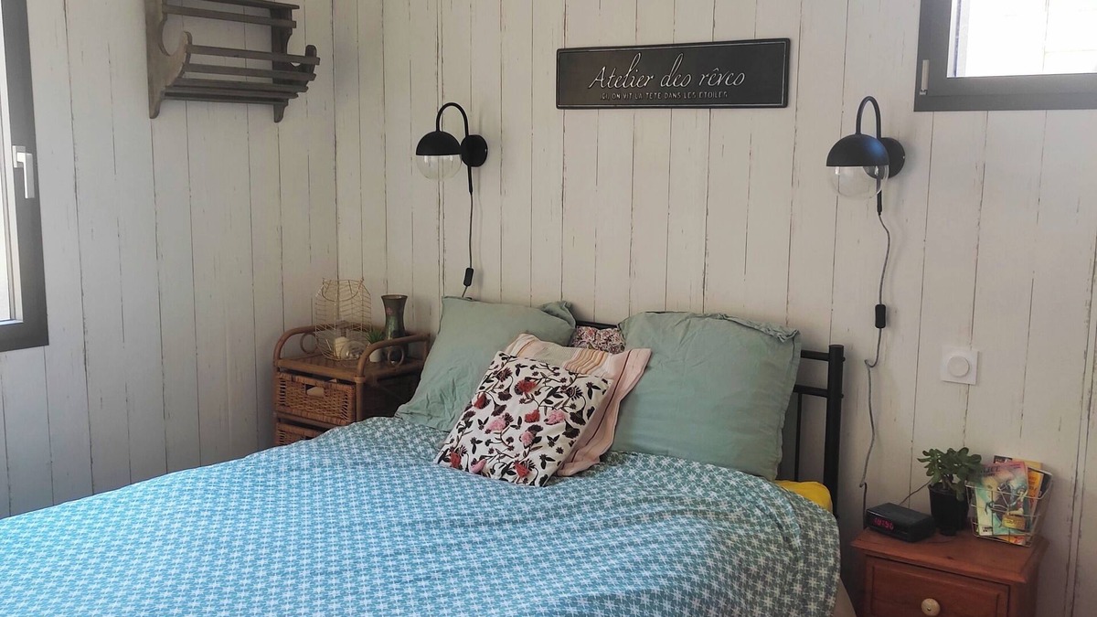 Saint-Jean-le-Thomas House | Gite 400 metres from the sea