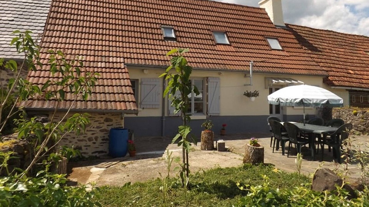 Arnac Cottage | Gite Arnac, 1 bedroom, 2 persons
