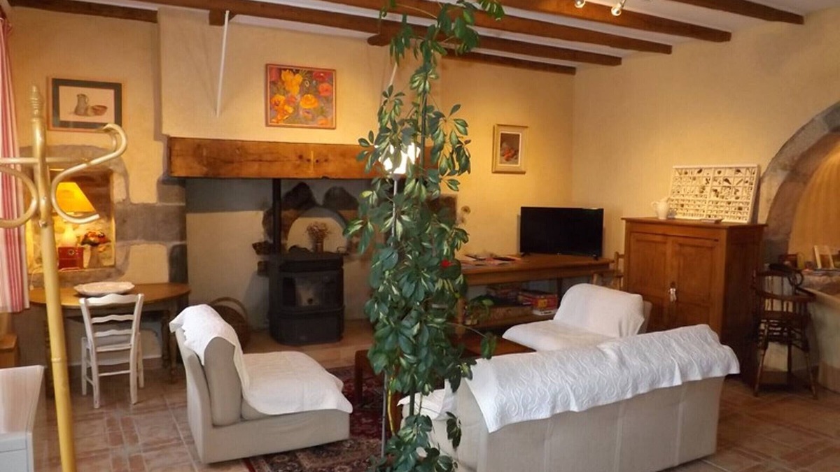 Arpajon-sur-Cere Cottage | Gite Arpajon-sur-Cère, 3 bedrooms, 5 persons