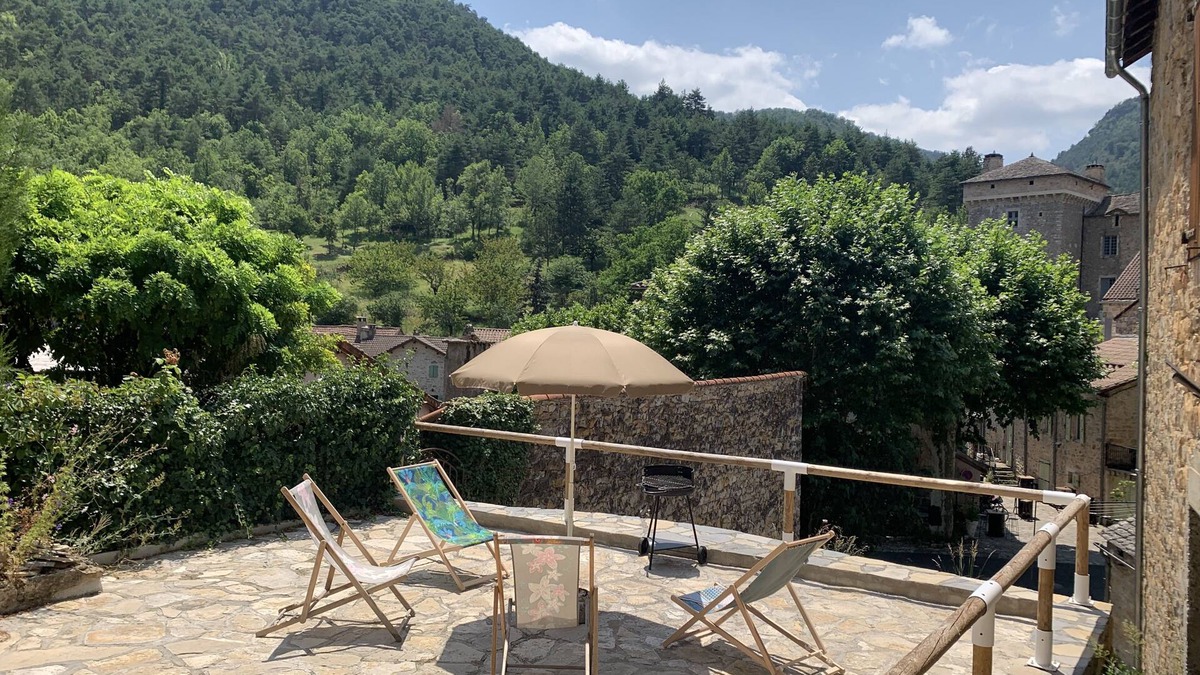 Peyreleau House | GITE AVEC TERRASSE