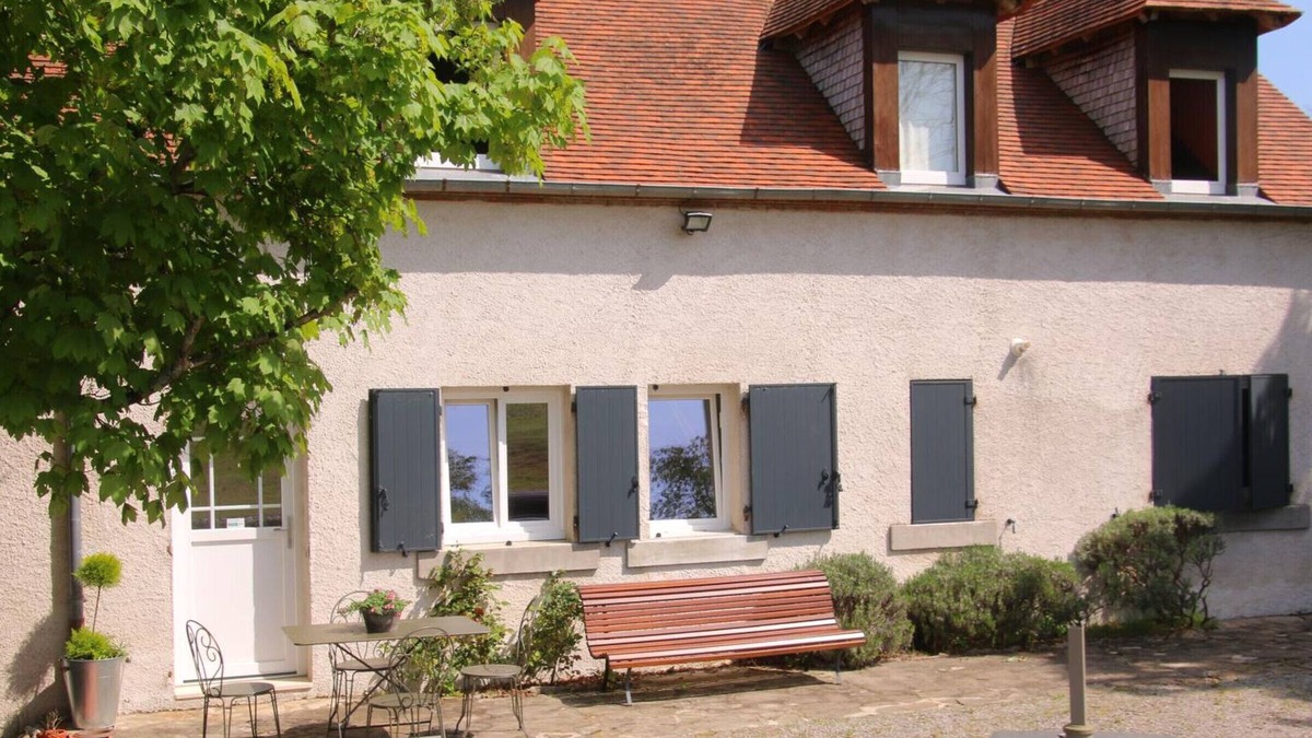 Besson Cottage | Gite Besson, 2 bedrooms, 4 persons