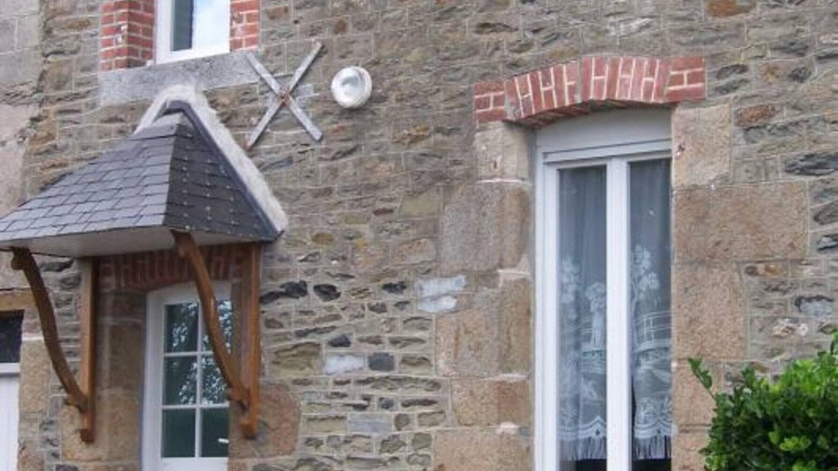 Courtils Cottage | Gite Courtils, 3 bedrooms, 8 persons