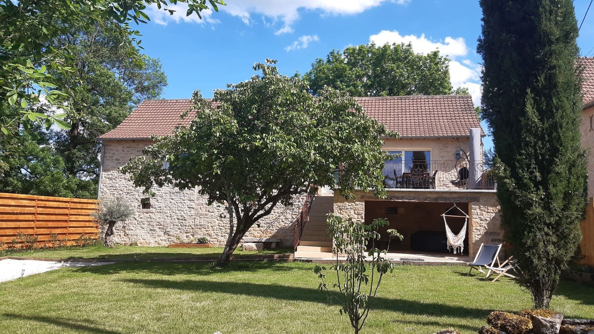 Sainte-Croix Cottage | Gite de Charme "La Bergerie du Mas de Darre"
