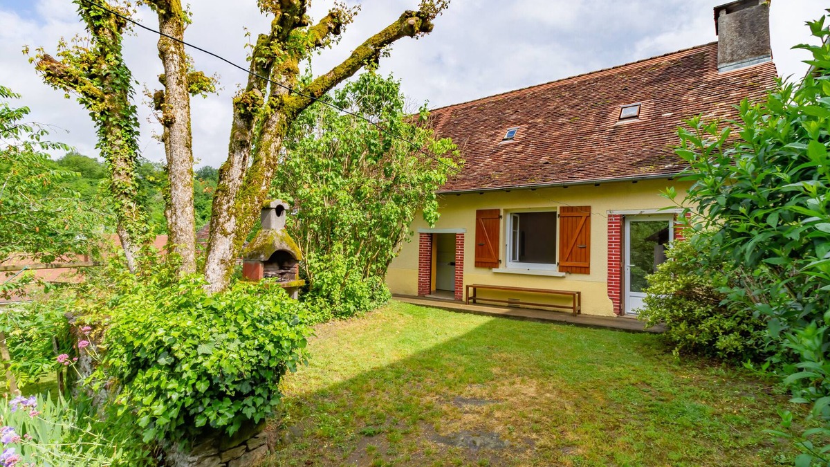 Jumilhac-le-Grand House | Gite des croix bancaud