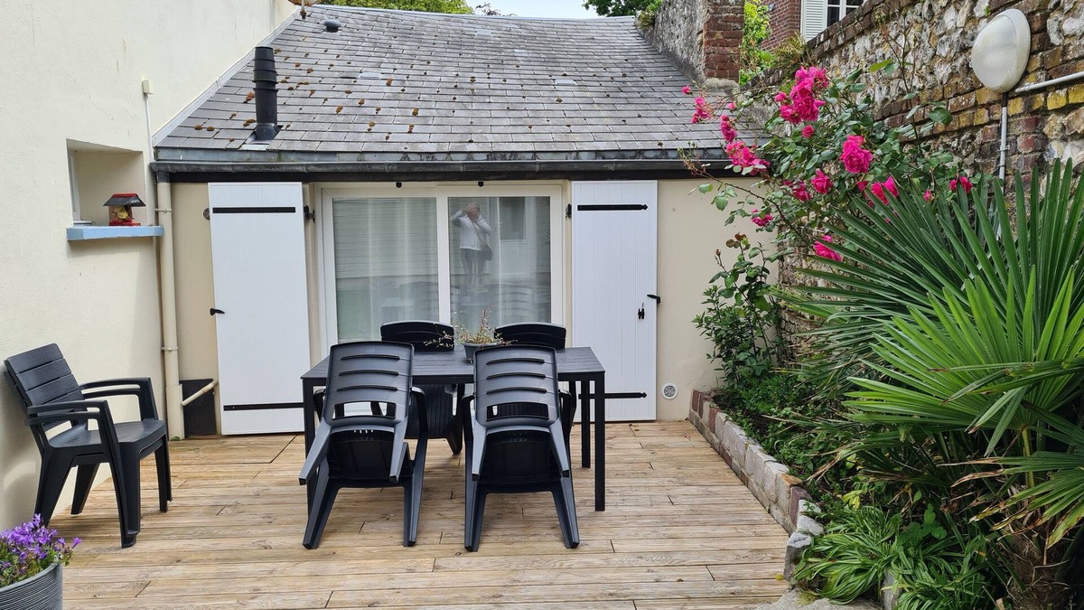 Etretat House | Gite Etretat center with garden and parking