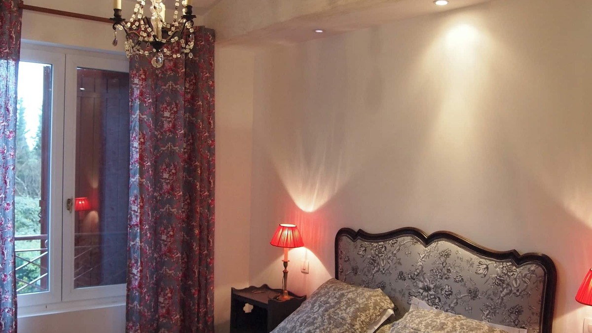 Floirac House | Gite Fonteneau Charming house 35 minutes from Bordeaux by streetcar or bus