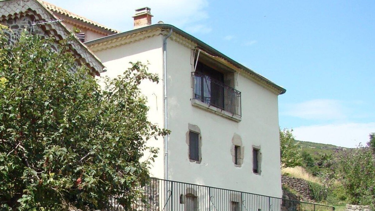 Pourcheres House | Gîte for 8 to 10 people in the heart of the Monts d'Ardèche National Park.