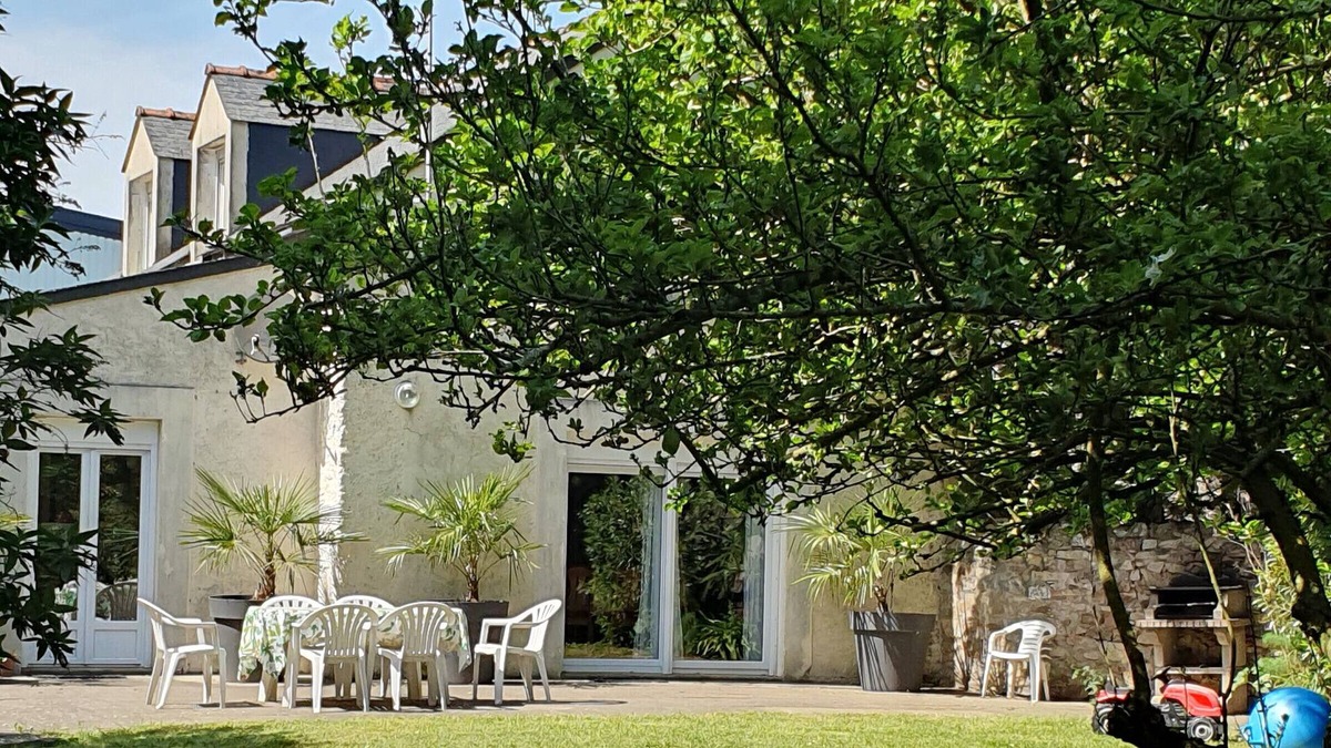 Saint-Clement-de-la-Place Cottage | Gite Saint-Clément-de-la-Place, 3 bedrooms, 6 persons