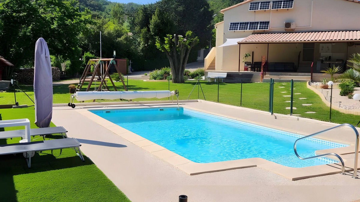 Saint-Ambroix Bed & Breakfast | Gite - Guest Room L'Occitania 44m² - Room and Annex 55 m²
