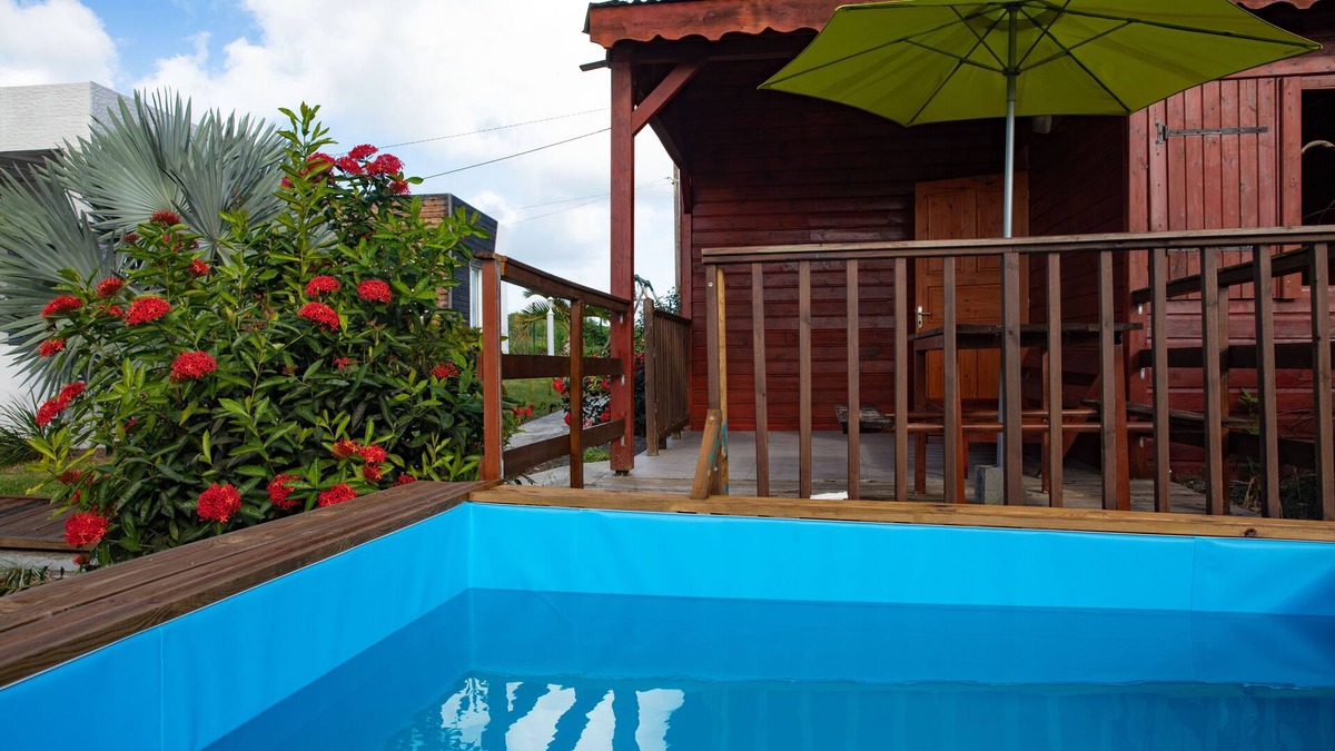 Port-Louis House | GITE HIBISCUS KAROLANN