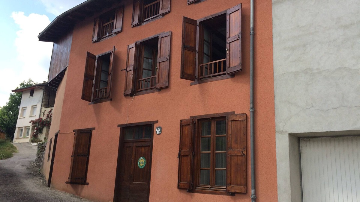 Montoulieu Apartment | Gite in RDC, in authentic village, in Cathar country near Montségur.