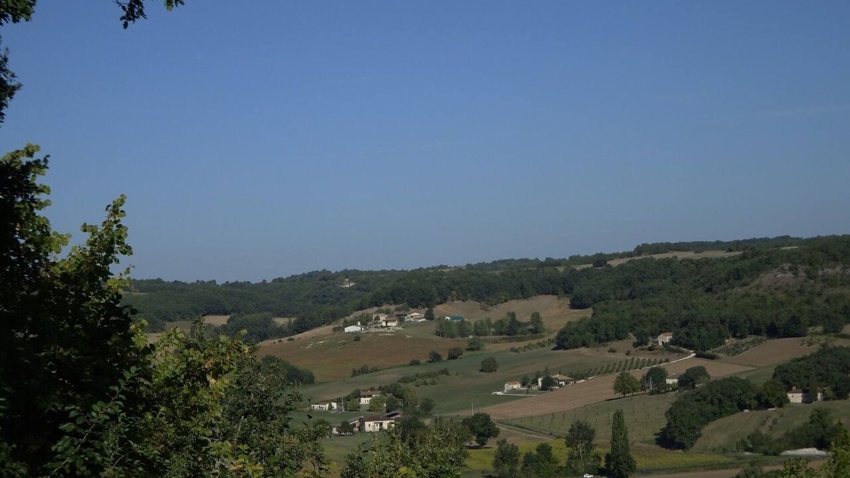 Montlauzun House | GITE IN THE HEART OF QUERCY BLANC