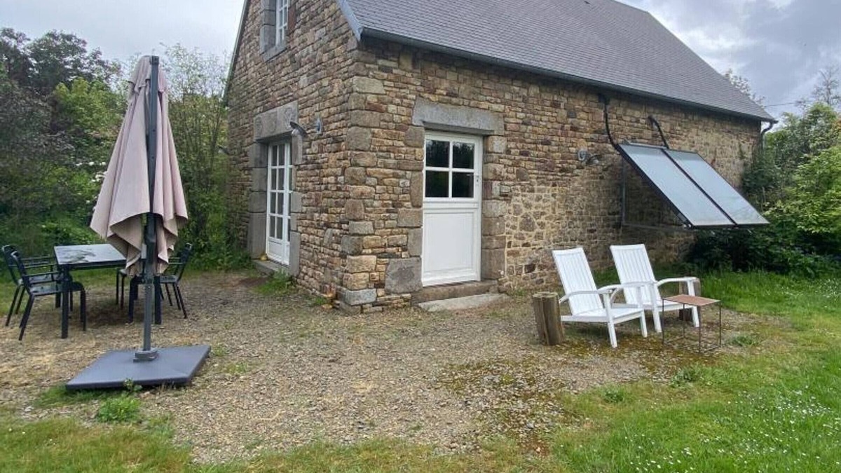 La Mouche Cottage | Gite La Mouche, 2 bedrooms, 4 persons
