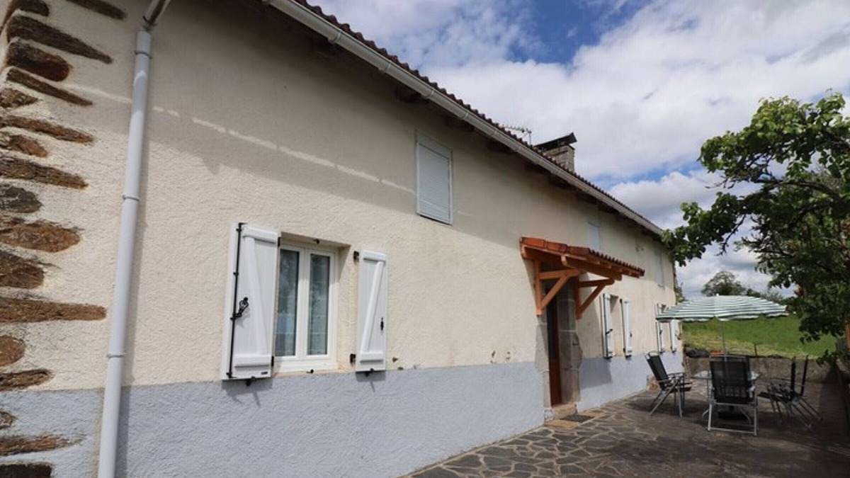Leynhac Cottage | Gite Leynhac, 2 bedrooms, 5 persons