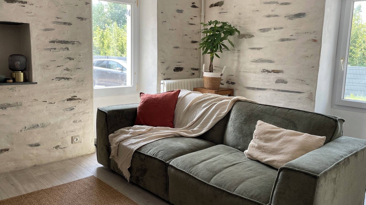 Saint-Barthelemy-d'Anjou House | Gite near Angers, on the Loire à Vélo, 500m from the Trélazé Festival