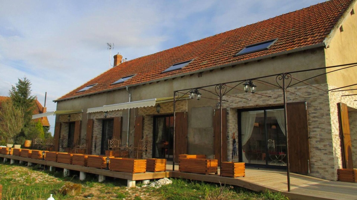 Saint-Hilaire Cottage | Gite Saint-Hilaire, 5 bedrooms, 15 persons