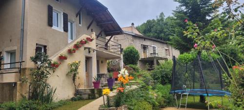 Hostun House | Gite spa blanche neige vercors