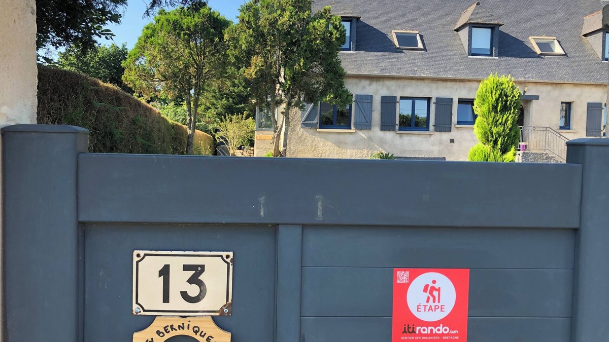 Pleneuf-Val-Andre Cottage | Gite TY BERNIQUES in Pléneuf Val André: hikers, bikers, golfers