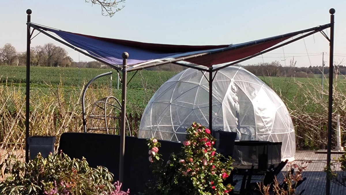 Ecorpain Cottage | Gite Val-d'Étangson-Évaillé, 4 bedrooms, 10 persons