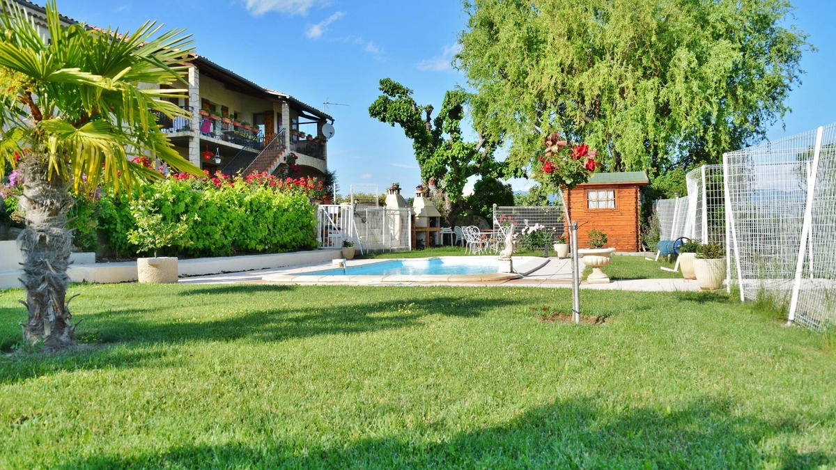 Upaix Cottage | Gite with an amazing view on the mountains