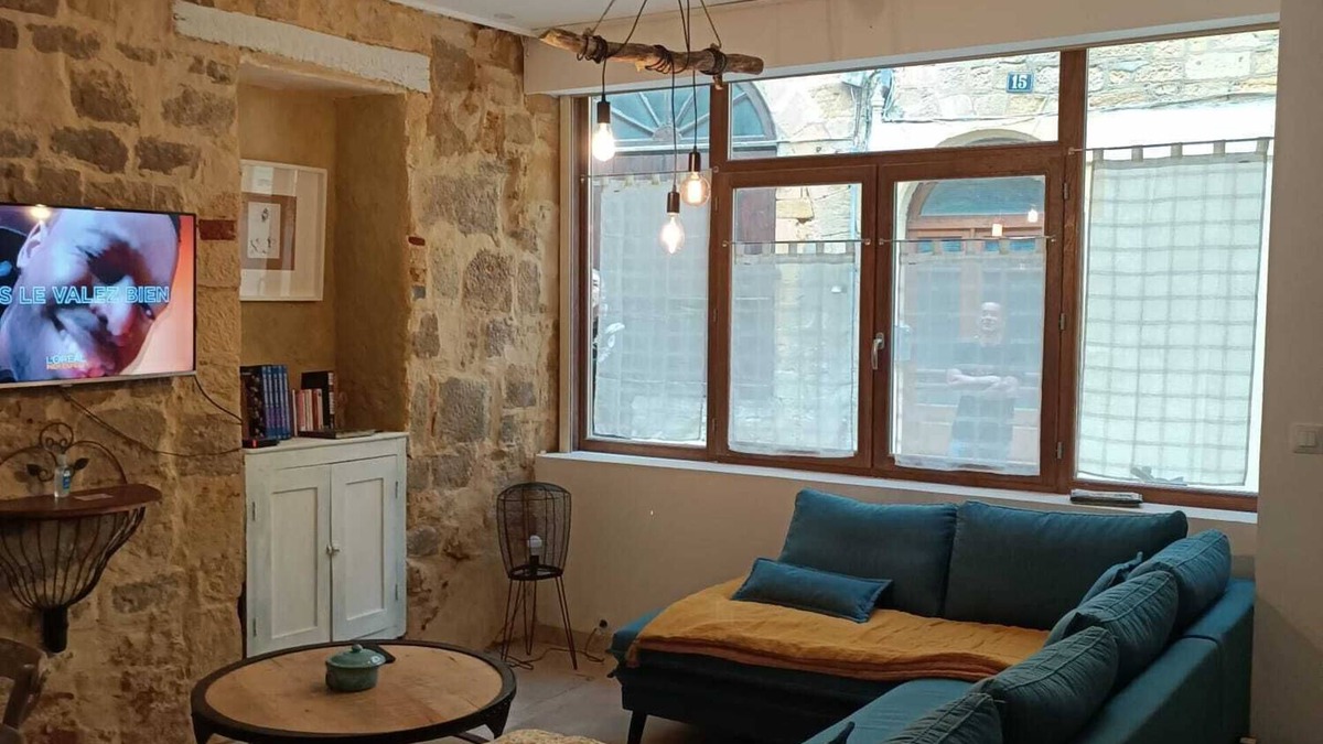 Gourdon House | Gîte with character in the heart of the medieval town of Gourdon