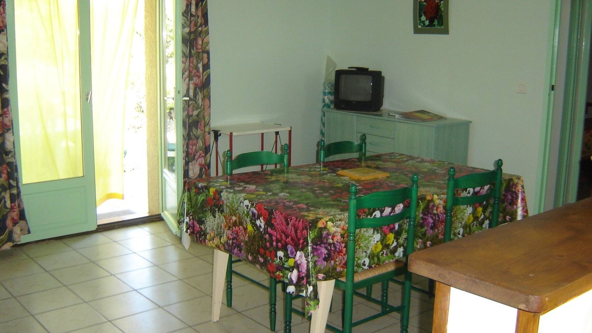 Montagnac House | gites "Le mercadier"