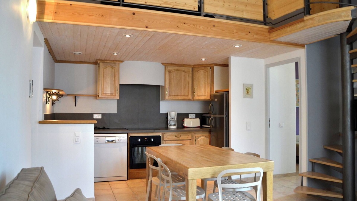 Raphele-les-Arles House | Gites Sonnailles #1, Gîte 6 personnnes in Holiday home between Camargue and Alpilles