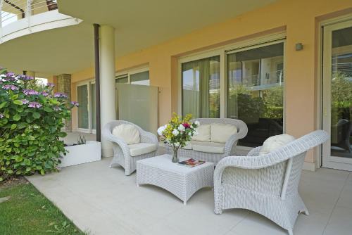 Colombare Apartment | Giulia Luxury Apartment