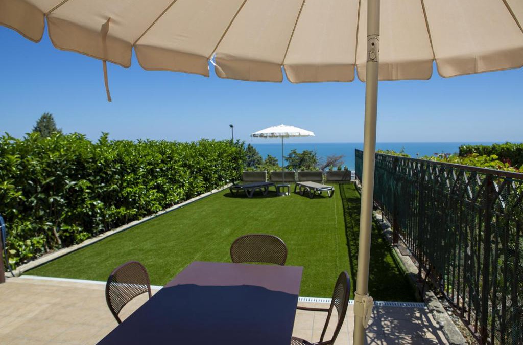 Marina di Vasto House | Giuvra Garden House