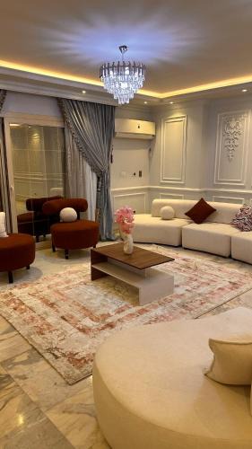Oula Apartment | Giza Royale Apartment 3BR
