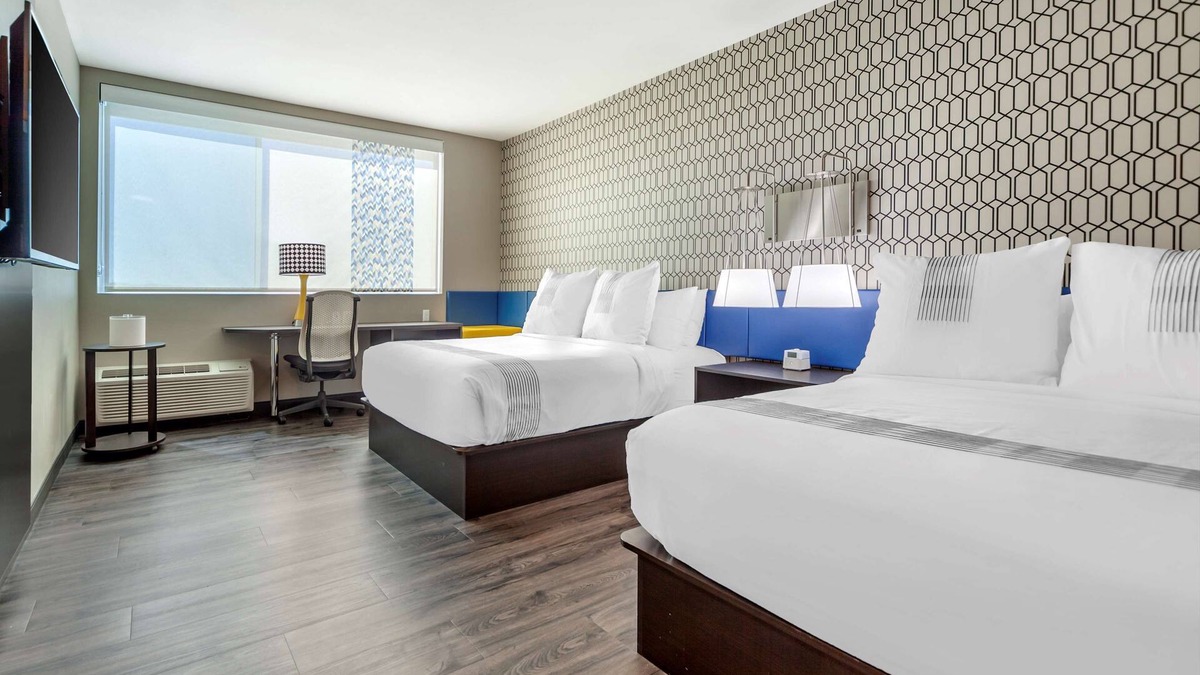 Sioux Falls Hotel | GLō Best Western Dawley Farms In Sioux Falls