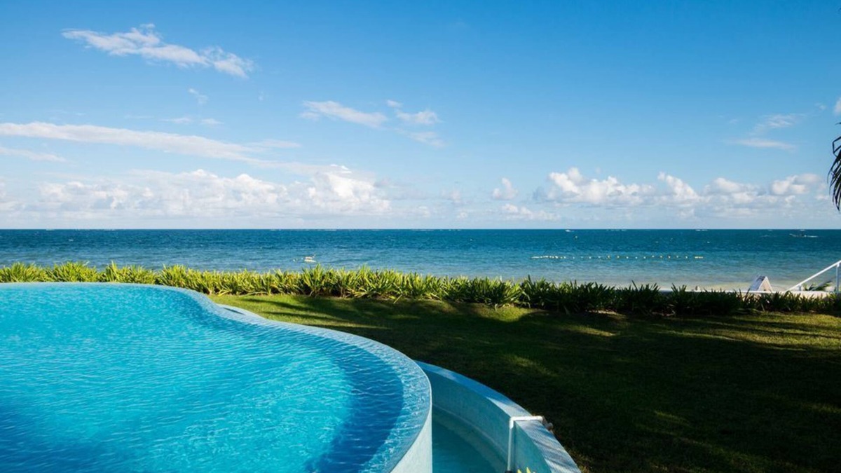 Puerto Morelos Villa | Glamor beachfront, Riviera Maya Deluxe Villa, Pto Morelos.