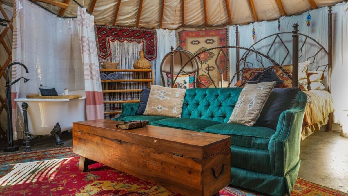 Alpine RV Rental | Glamp in Heated Yurt in Big Bend @ Casa de Marca