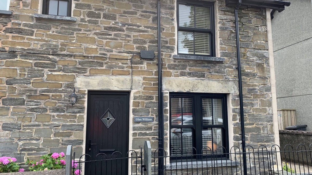 Dolwyddelan House | GLAN WILLIAM, character holiday cottage in Dolwyddelan