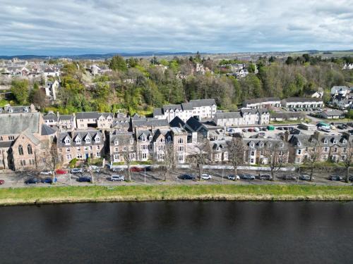 Inverness City Centre Hotel | Glen Mhor Hotel at Uile-bheist 'Brewstillery'