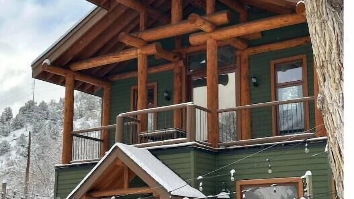 Glenwood Springs House | Glenwood Timber Frame Getaway